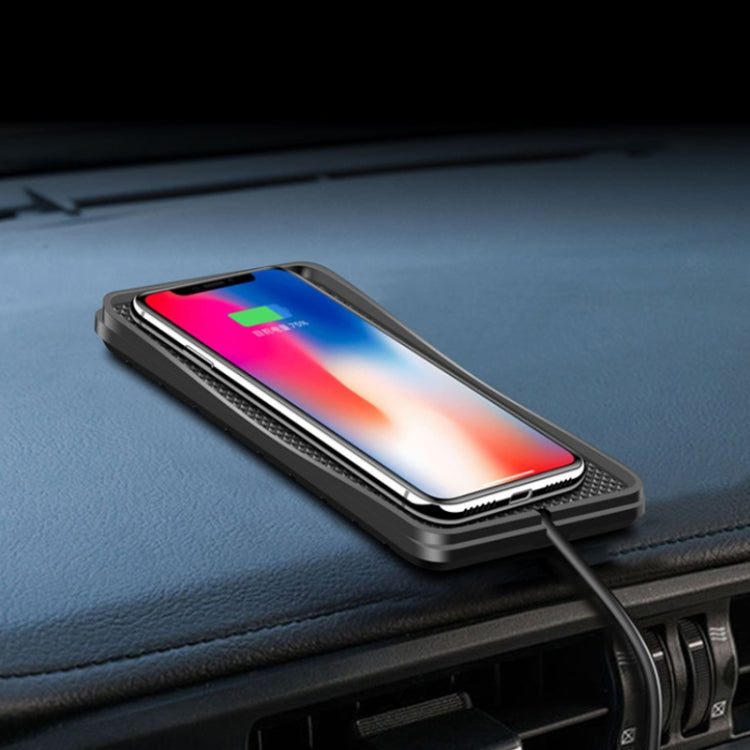 Tappetino antiscivolo per caricabatterie wireless QI per auto C3 15W, C3 Type-C Interface